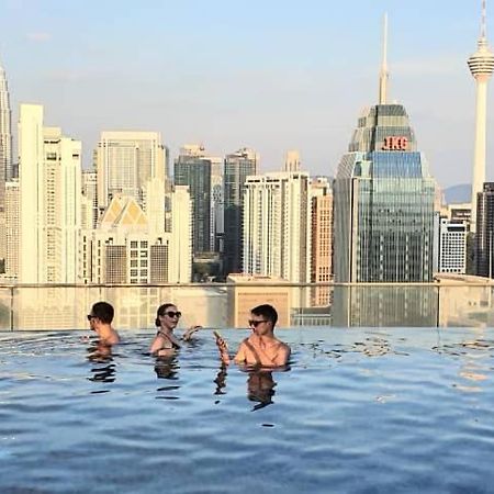 Regalia Suites With Infinity Pool Klcc By Staycation Homes Kuala Lumpur Exterior photo